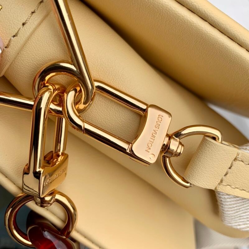 wsxc1686861076976_4.jpg Louis Vuitton Coussin Handbags-26*20*12CM