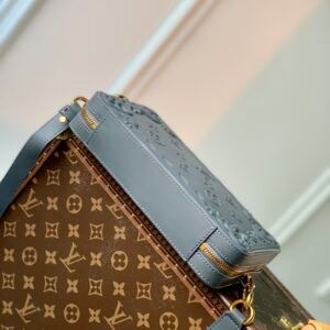 wsxc1686863092959_3.jpg LV -Handle Soft Trunk-M21677-22.5 x 14 x 5CM