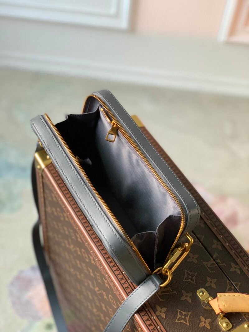wsxc1686863092959_7.jpg LV -Handle Soft Trunk-M21677-22.5 x 14 x 5CM