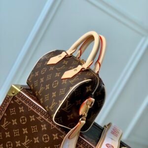 Louis Vuitton Speedy M40489 20 -20.5 x 13.5 x 12CM