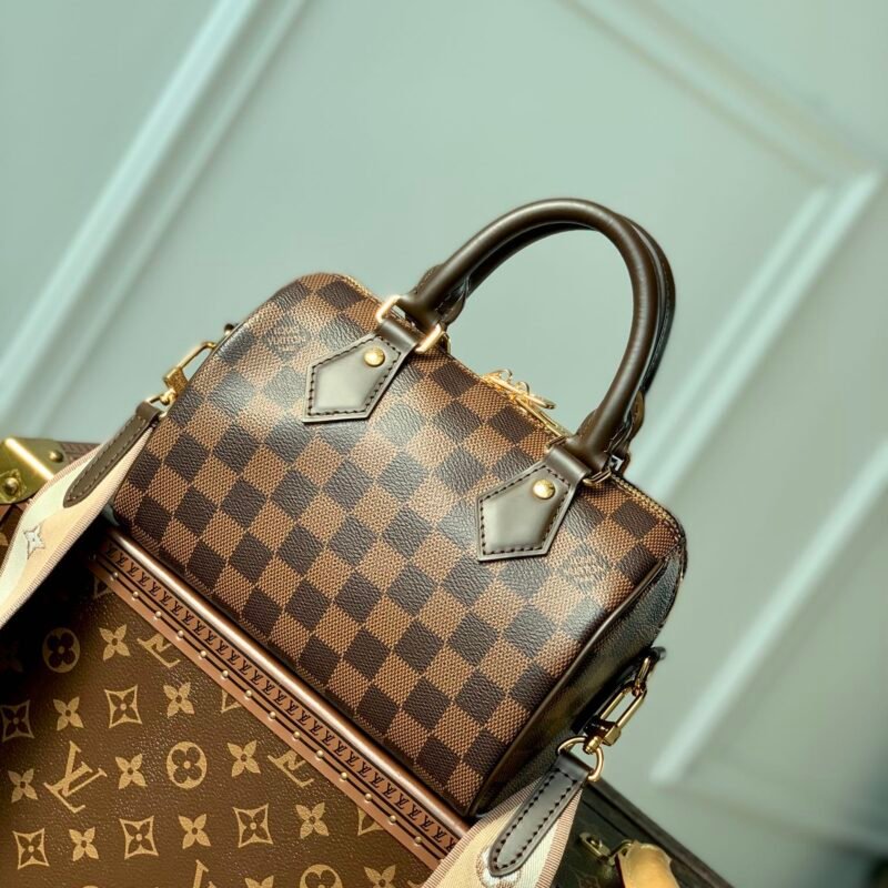 Louis Vuitton Speedy M40489 20 -20.5 x 13.5 x 12CM