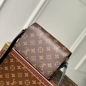 Louis VuittonSteamer Bag-18x 11x 6.5CM