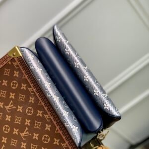 Louis Vuitton Coussin Handbags-M2295-26*20*12CM