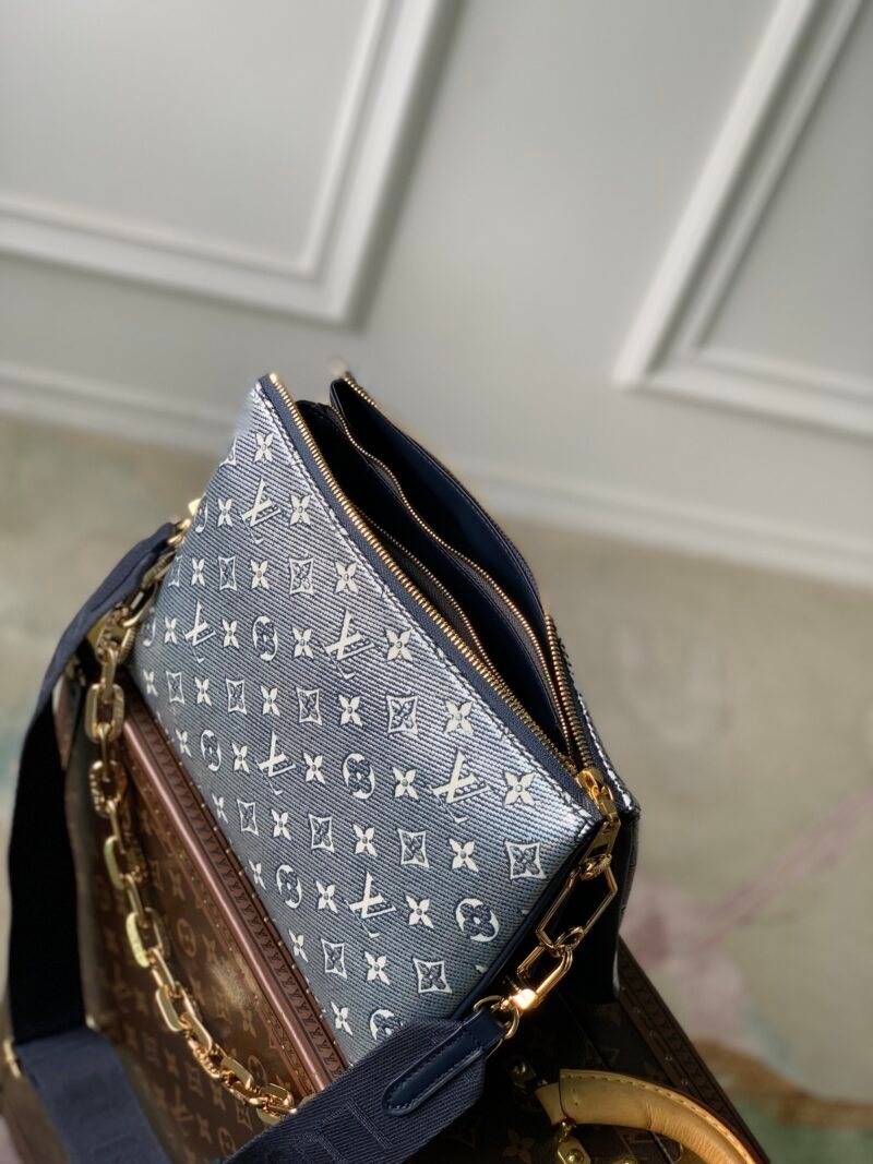 Louis Vuitton Coussin Handbags-M2295-26*20*12CM