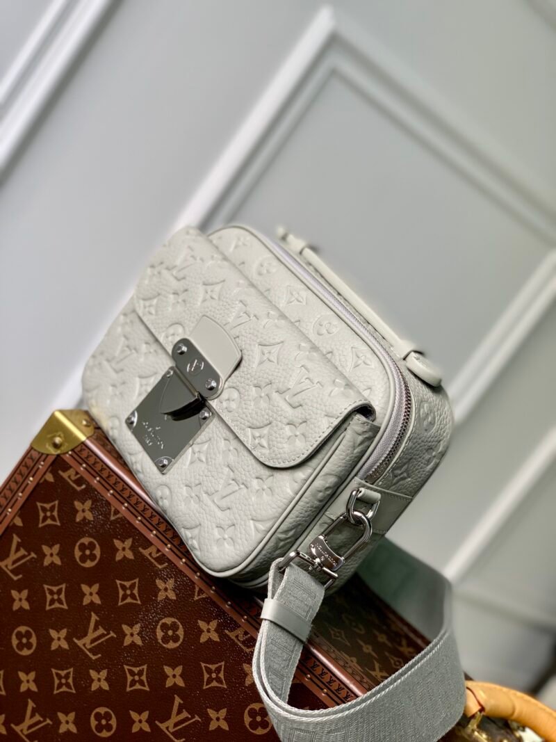 Louis Vuitton S Lock Bag-M45806-22*18*8CM