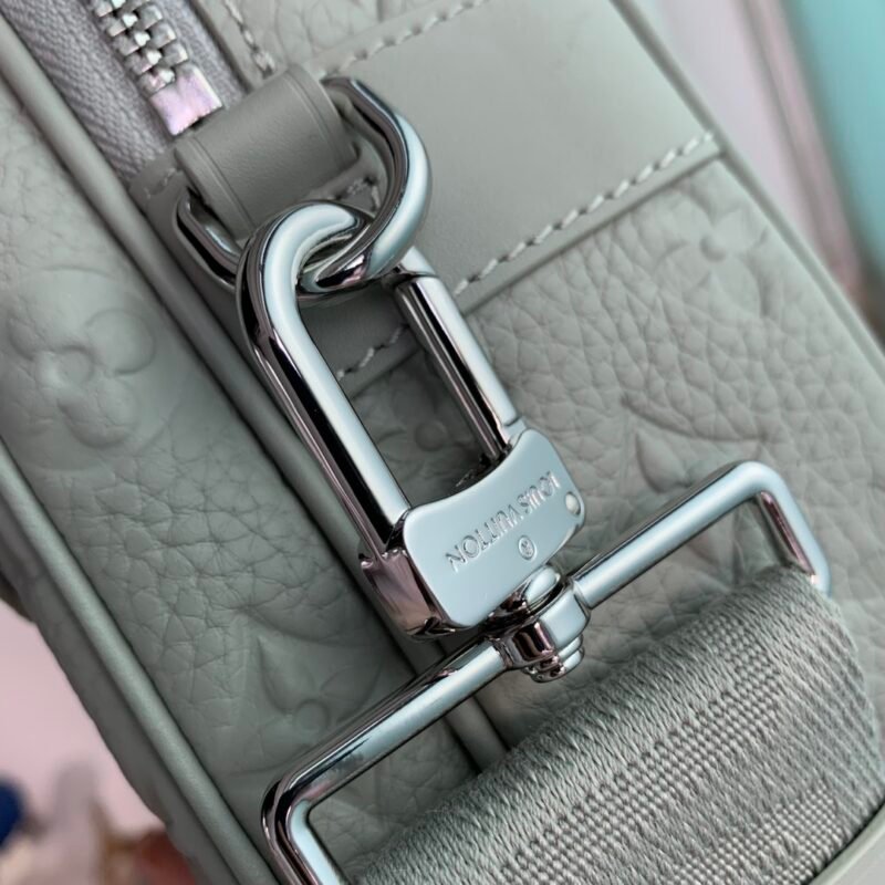 Louis Vuitton S Lock Bag-M45806-22*18*8CM