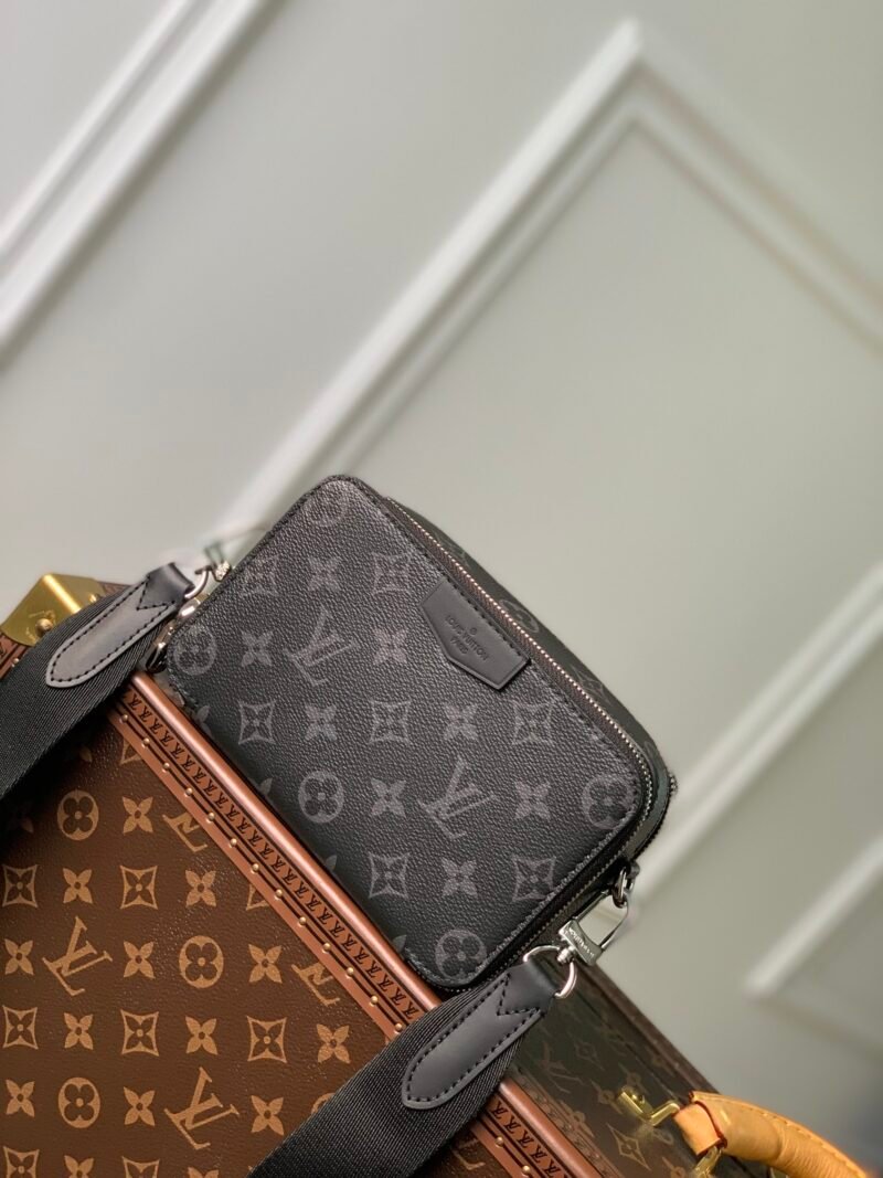 Louis Vuitton Alpha Wearable Bag-M22481-18.5 x 11.0 x 6.5CM