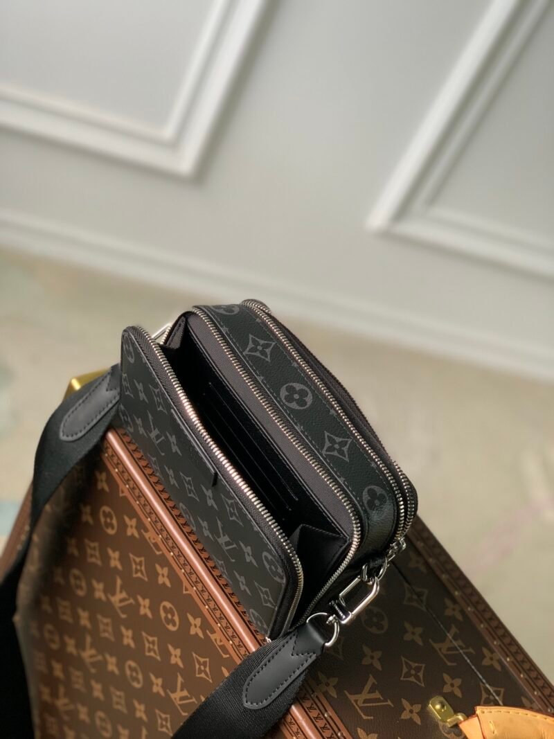 Louis Vuitton Alpha Wearable Bag-M22481-18.5 x 11.0 x 6.5CM