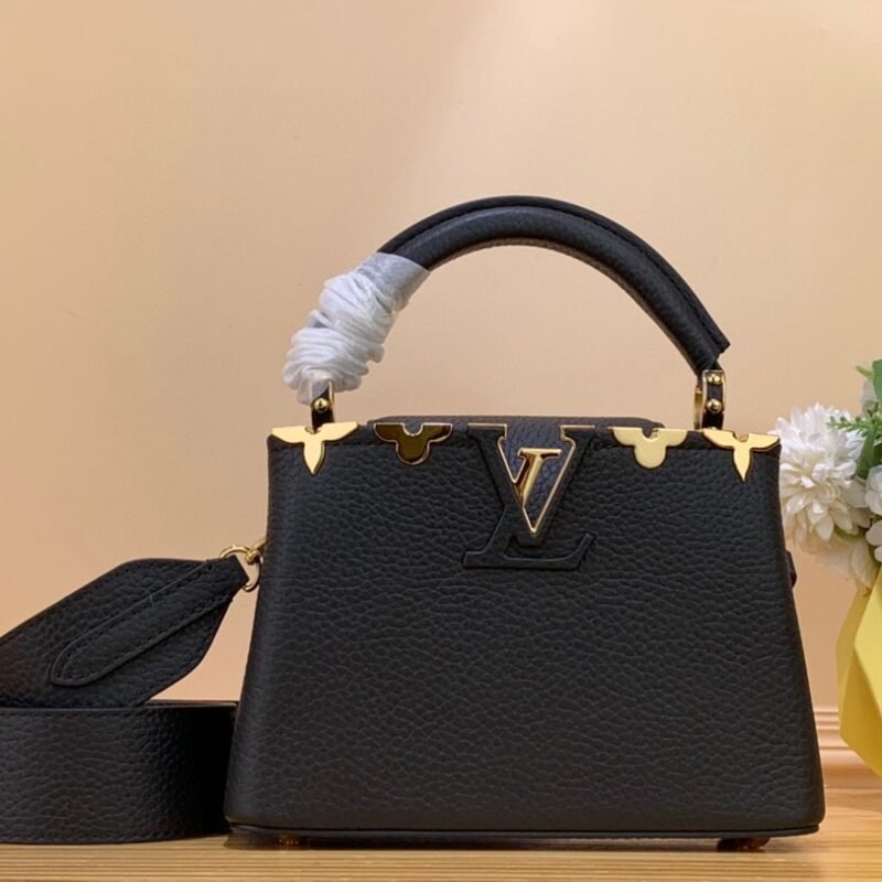 Louis Vuitton Mini Capucines Handlebag-21*14*8CM