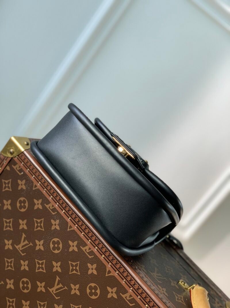 Louis Vuitton Hide & Seek Bag-21 x 15 x 8CM