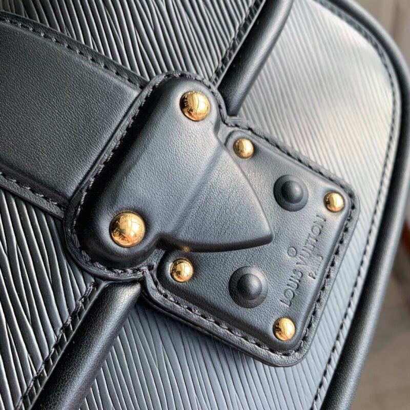 Louis Vuitton Hide & Seek Bag-21 x 15 x 8CM