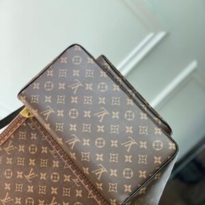 Louis Vuitton Montsouris Backpack-32 x 40 x 19CM
