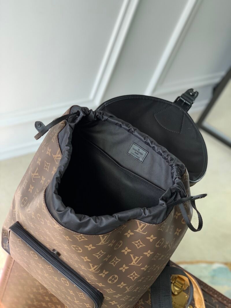 Louis Vuitton Montsouris Backpack-32 x 40 x 19CM