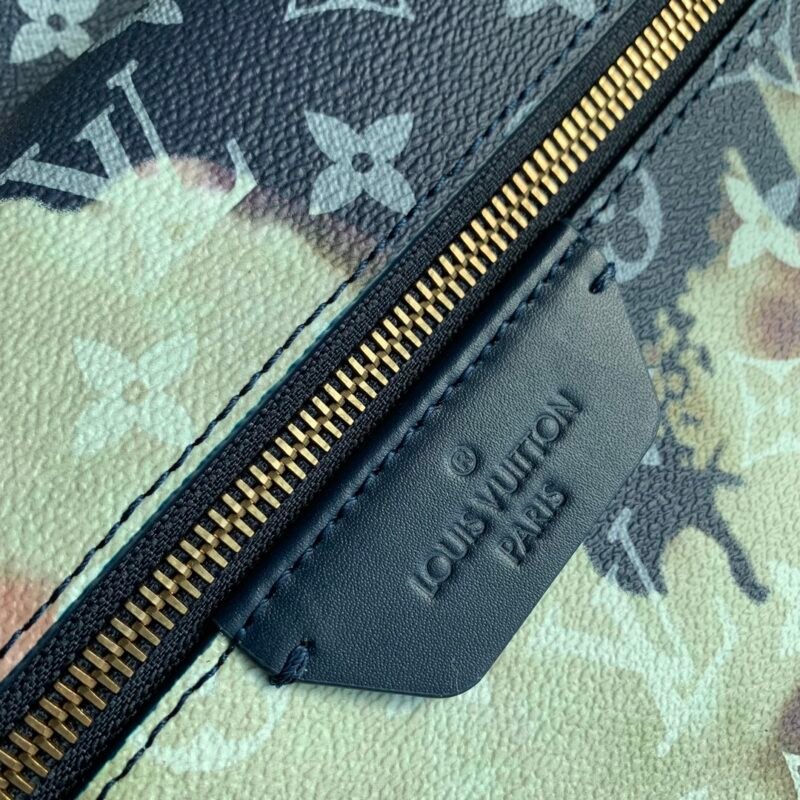 Louis Vuitton Discovery Backpack-29*38*20CM