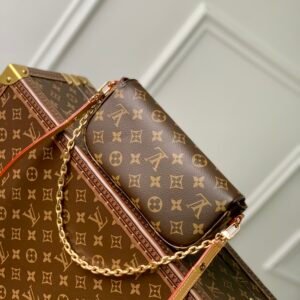 Louis Vuitton Wallet on Chain Ivy-23.5 x 12.0 x 4.3 CM