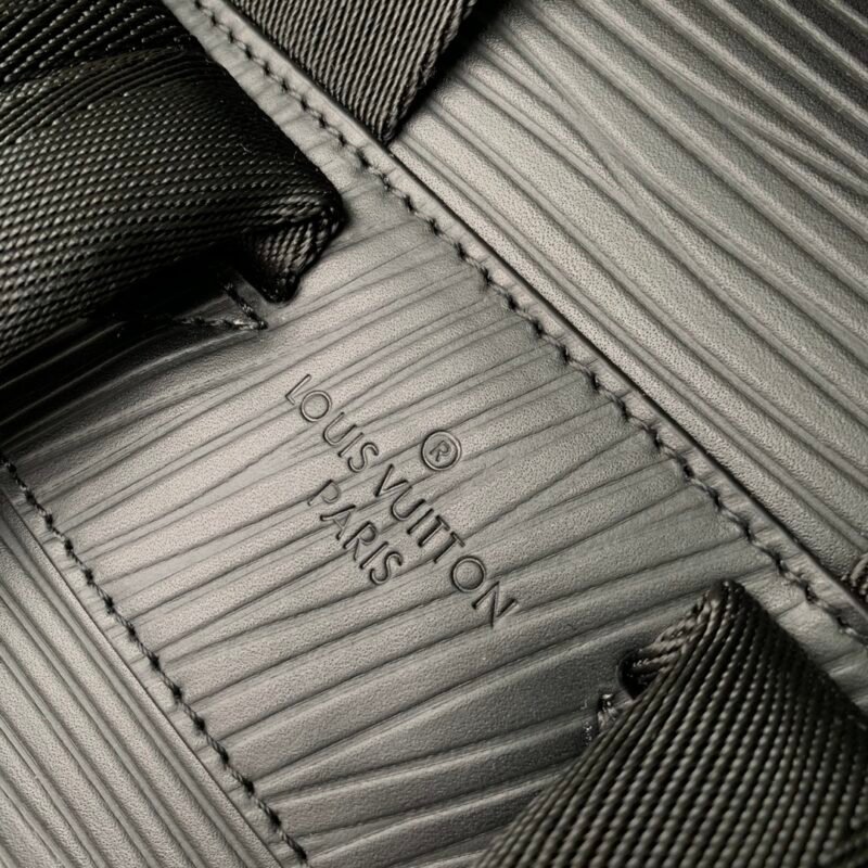 Louis Vuitton Montsouris Backpack-32 x 40 x 19CM