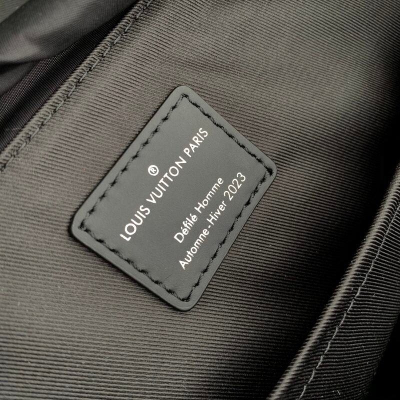 Louis Vuitton Montsouris Backpack-32 x 40 x 19CM