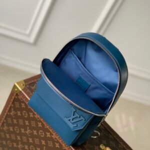 Louis Vuitton Pilot Backpack-20.0 x 30.0 x 4CM