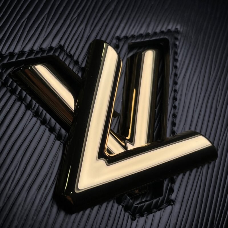 wsxc1698138788908_5.jpg Louis Vuitton Twist Bag-M68750-19×13.5x4CM