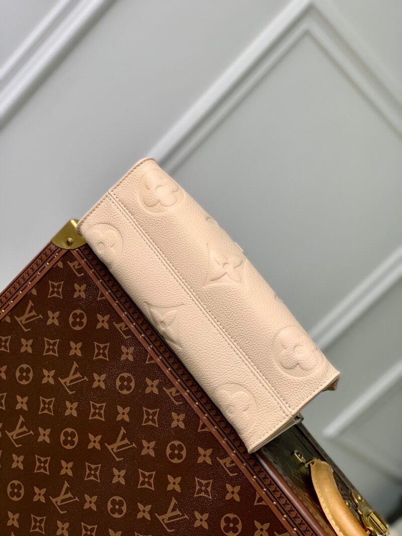 Louis Vuitton OnTheGo East West Handbag-M23640-25*13*10CM