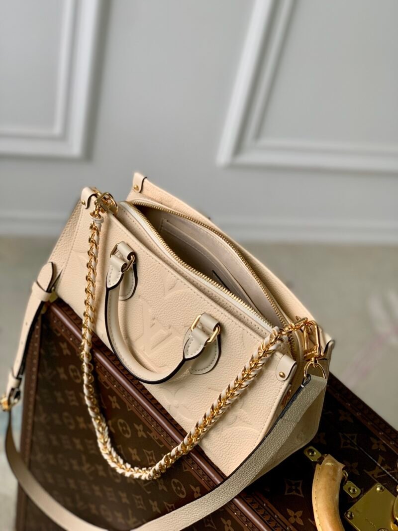Louis Vuitton OnTheGo East West Handbag-M23640-25*13*10CM