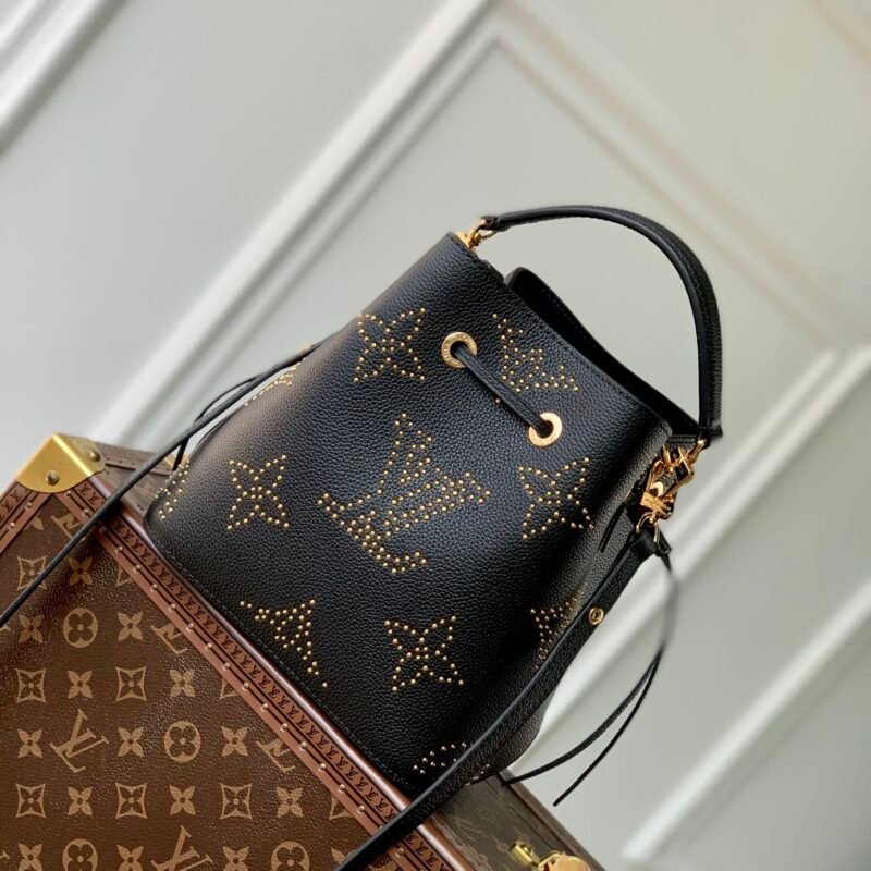 Louis Vuitton M22985 NeoNoe BB Handbag-20*20*13CM