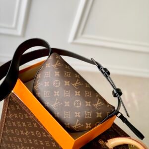 Louis Vuitton Moon Crossbody Bag-24.5 x 16 x 4.55CM
