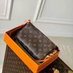 wsxc1699367782683_0.jpg Louis Vuitton Pochette Accessoire-23.5 x 13.5 x 4CM