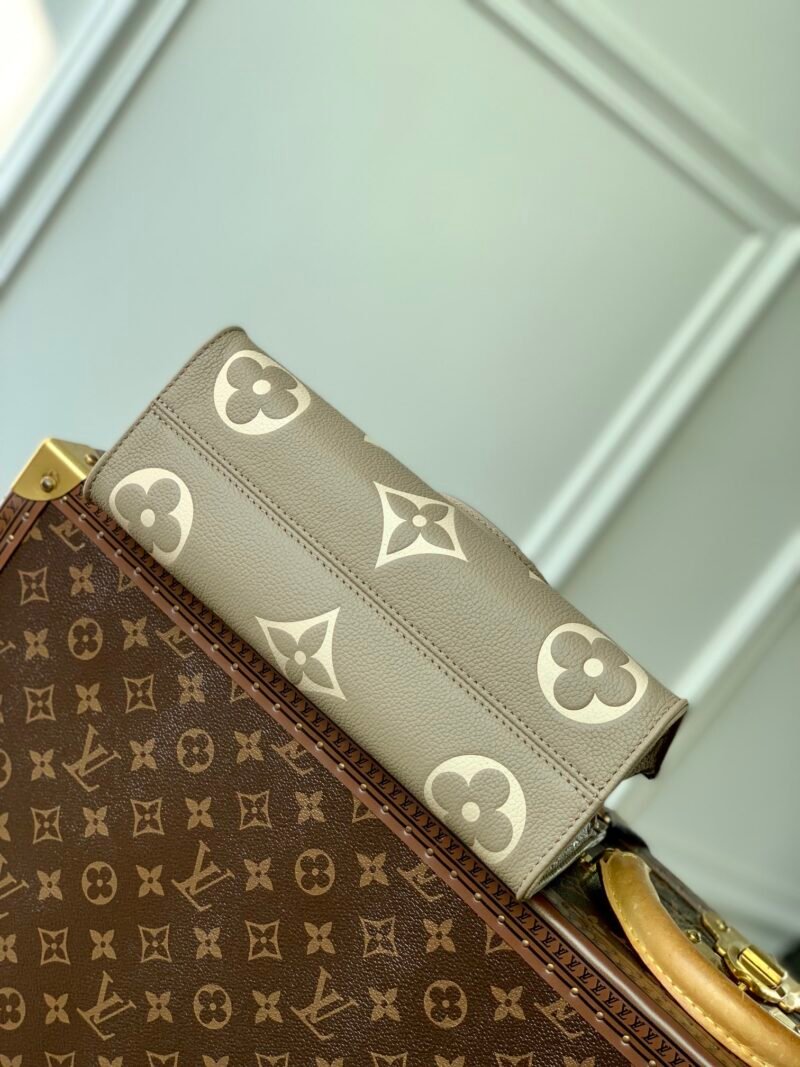 wsxc1699548960415_4.jpg Louis Vuitton OnTheGo East West Handbag-M23640-25*13*10CM