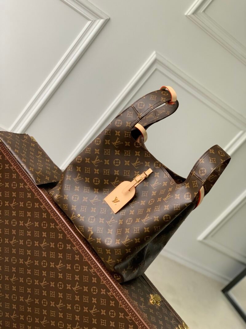 Louis Vuitton ATLANTIS BB Handlebag-34*34*13.5CM