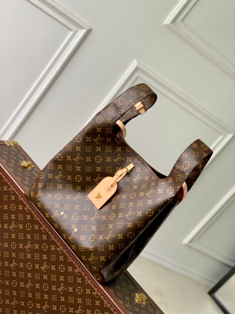 Louis Vuitton ATLANTIS BB Handlebag-34*34*13.5CM