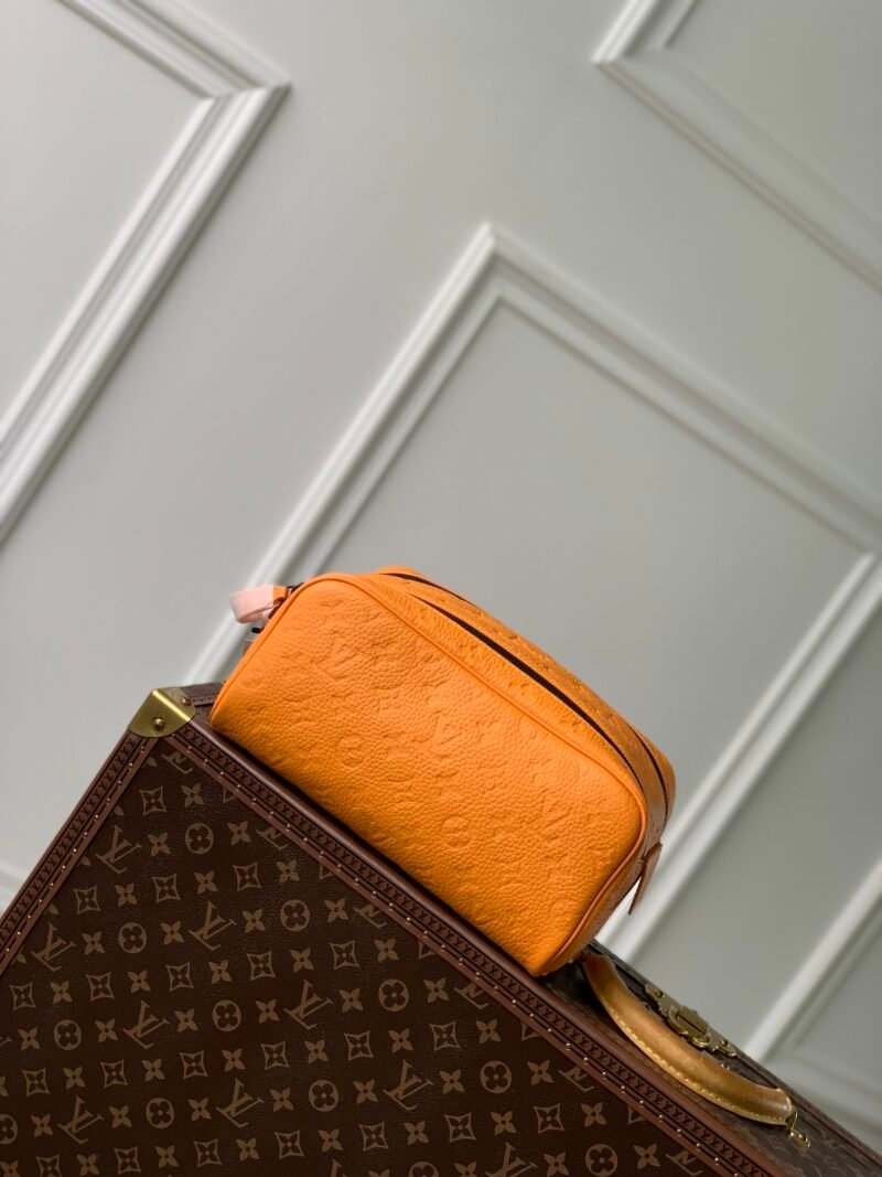 Louis Vuitton Locker Dopp Kit Pouch -28 x 15 x 16.5CM
