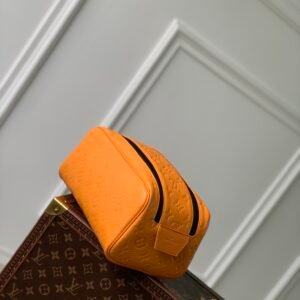 Louis Vuitton Locker Dopp Kit Pouch -28 x 15 x 16.5CM