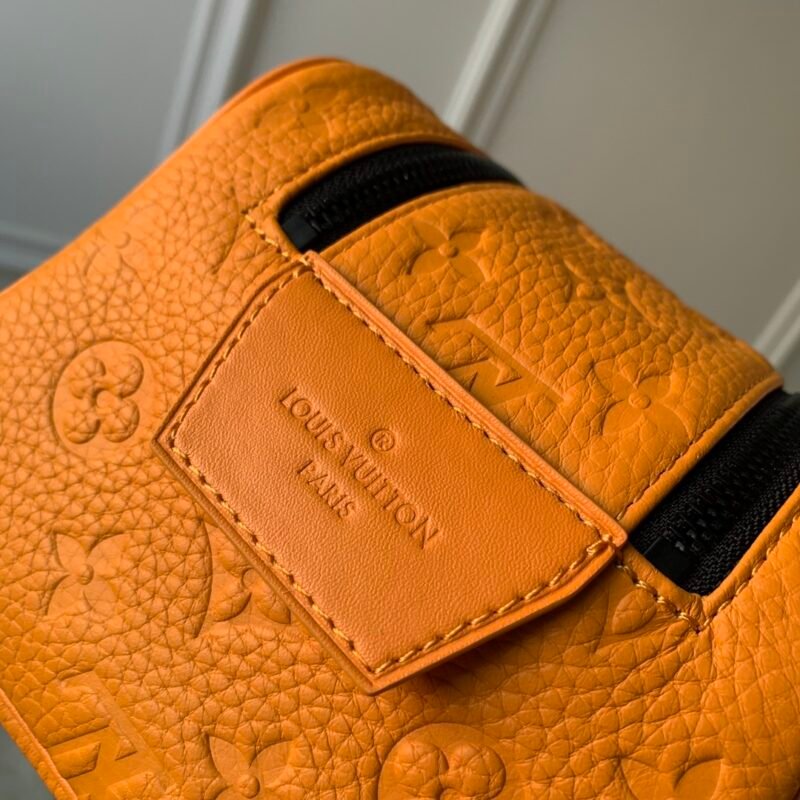 Louis Vuitton Locker Dopp Kit Pouch -28 x 15 x 16.5CM