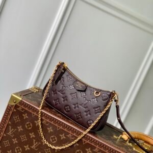 Louis Vuitton Easy Pouch On Strap-19×11.5x3CM