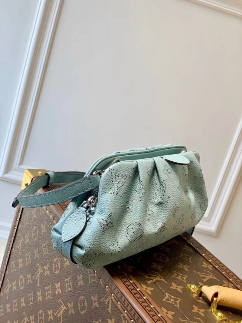 Louis Vuitton Scala Handbags-23*12.5*5CM