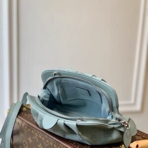 Louis Vuitton Scala Handbags-23*12.5*5CM