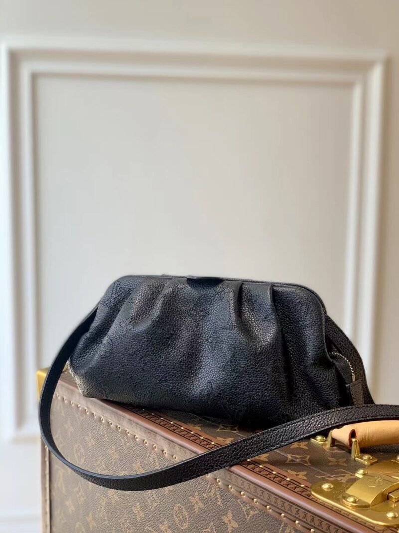 Louis Vuitton Scala Handbags-23*12.5*5CM