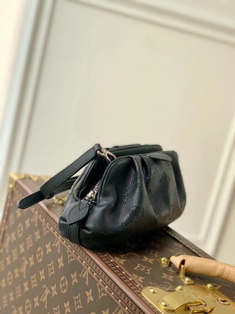 Louis Vuitton Scala Handbags-23*12.5*5CM