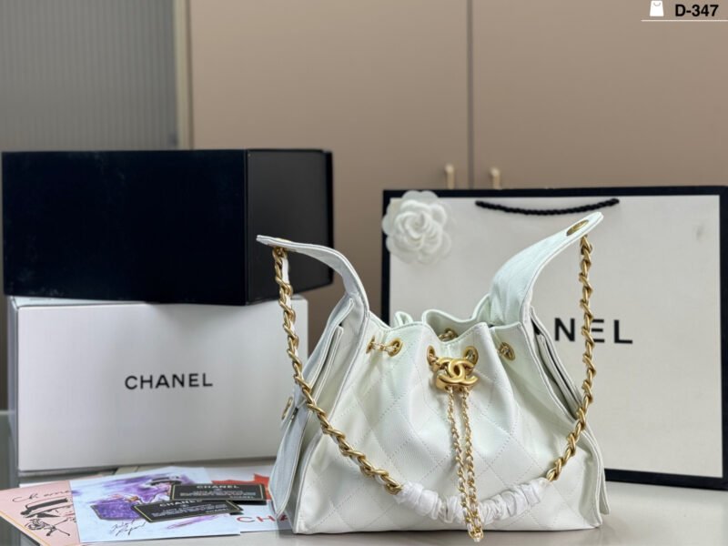CHANEL Hobo Bag