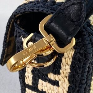 FendI Medium Baguette Bag-26x15x4CM