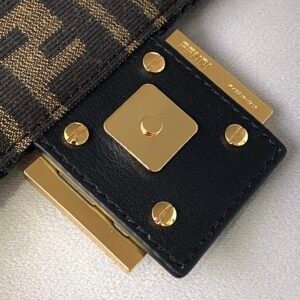 FendI Medium Baguette Bag-26x15x4CM