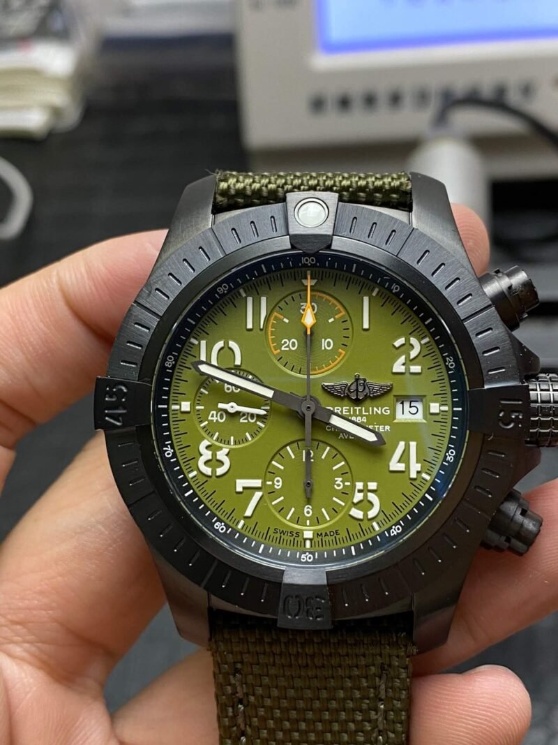 Breitling_100