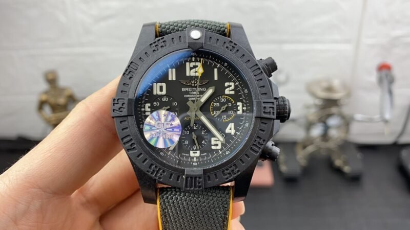 Breitling_107