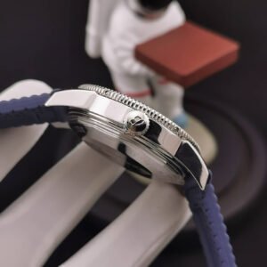 Breitling_108