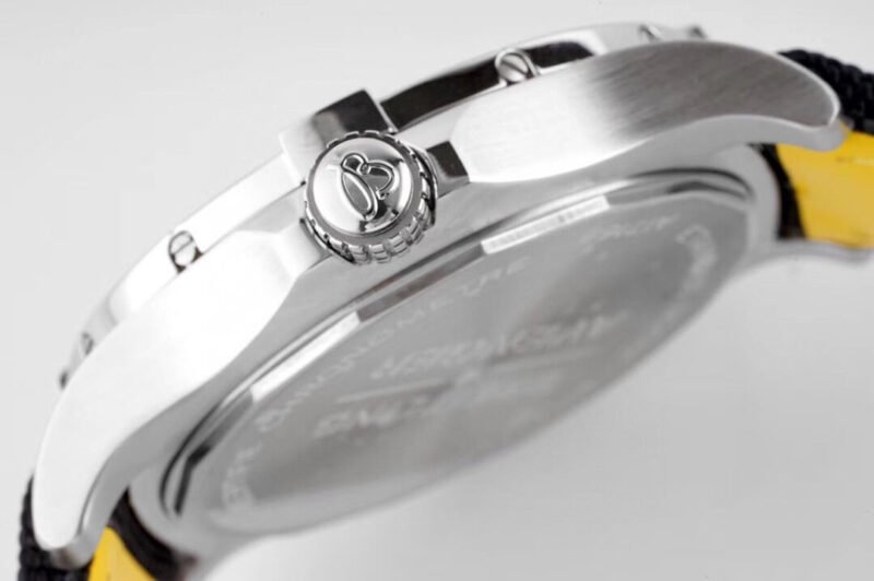 Breitling_213