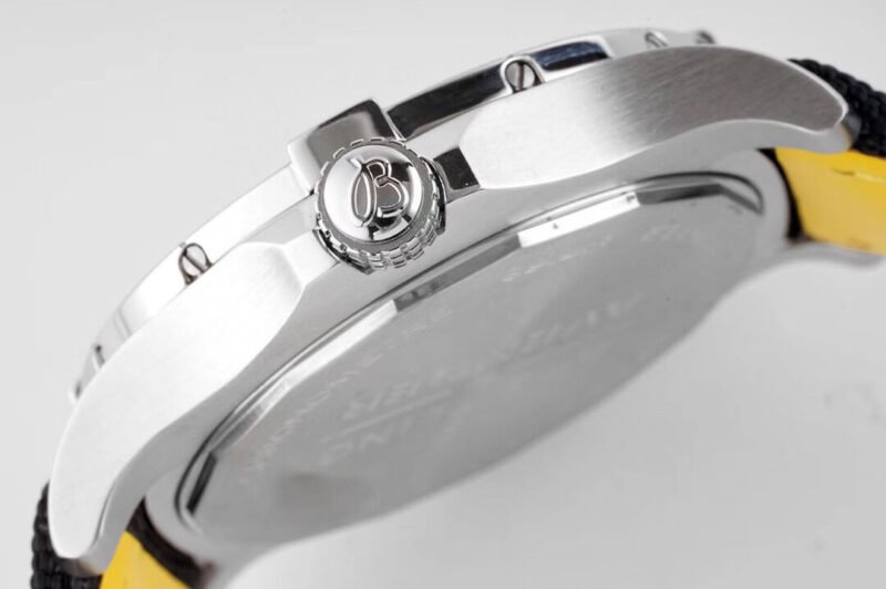 Breitling_214