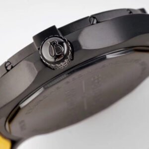 Breitling_215