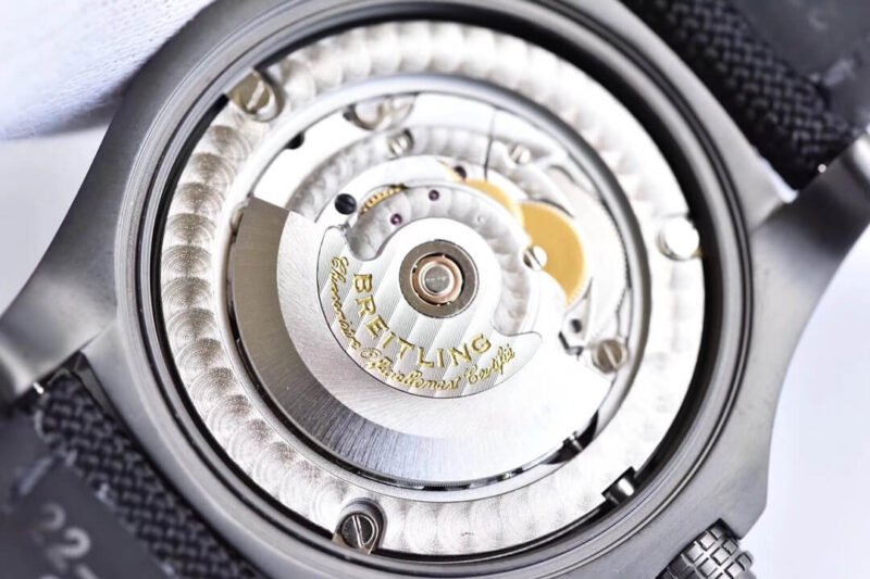 Breitling_32