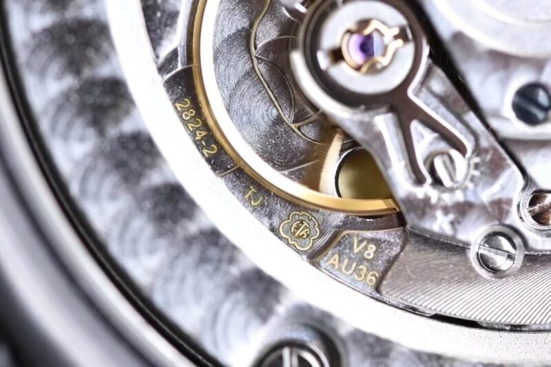 Breitling_32